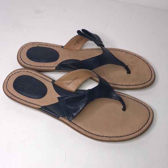 navy blue leather flip flops